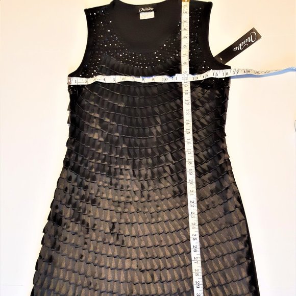 NEW Beautiful black dress by Nueva - Picture 13 of 14